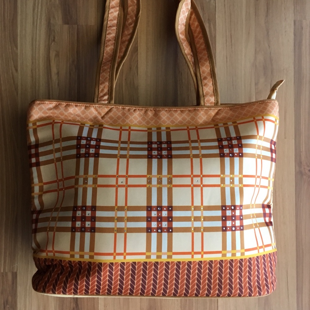 NWOT “Amazing Amber” Lined Tote Bag